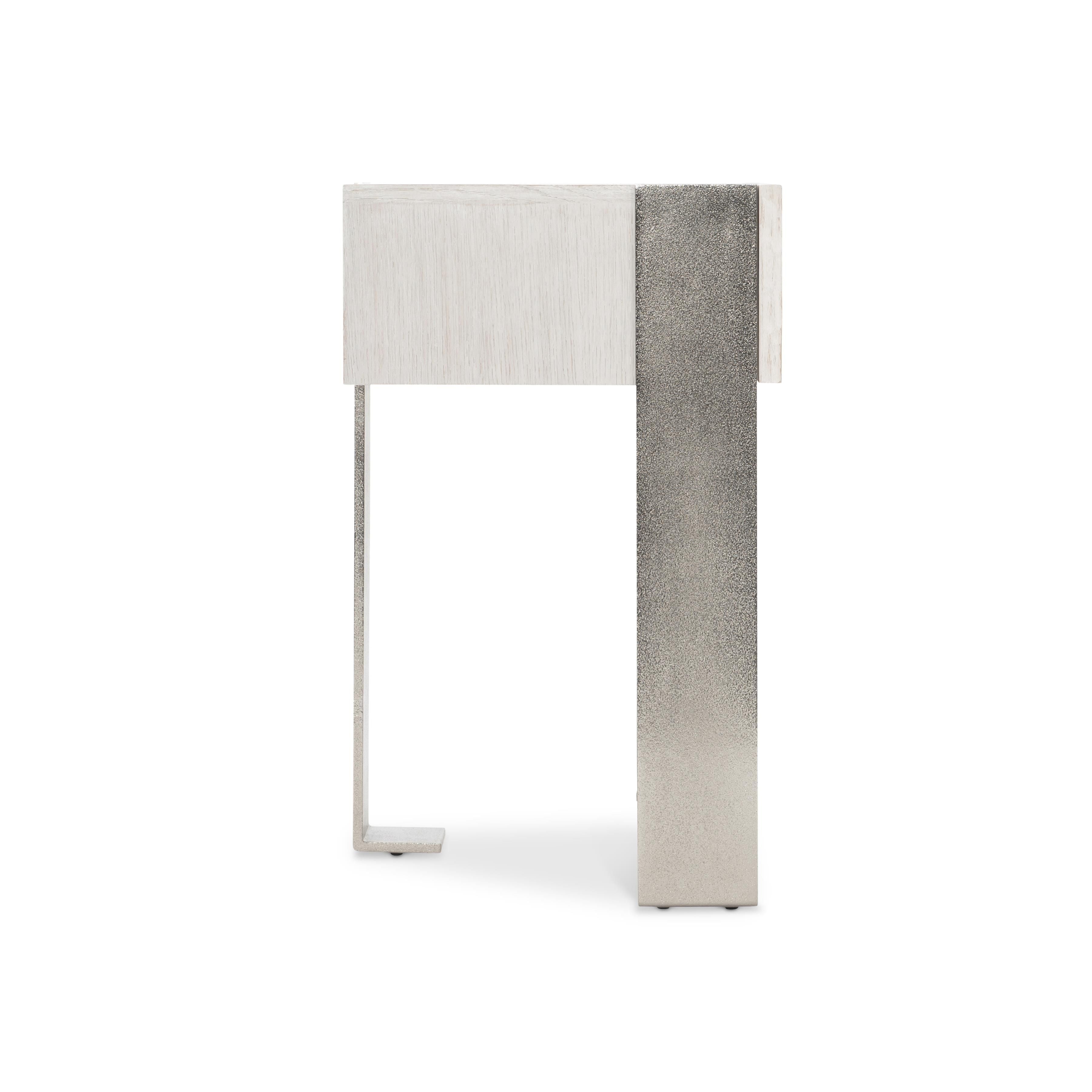 Bernhardt Furniture – Solaria Nightstand