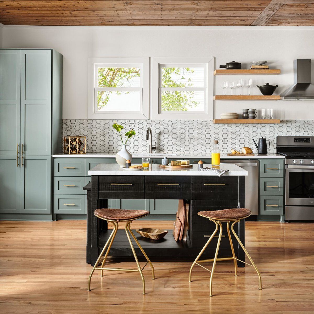 Ian Kitchen Island