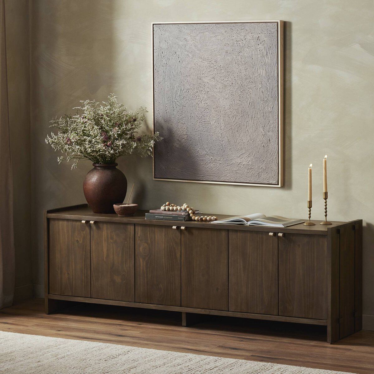 Etro Media Console