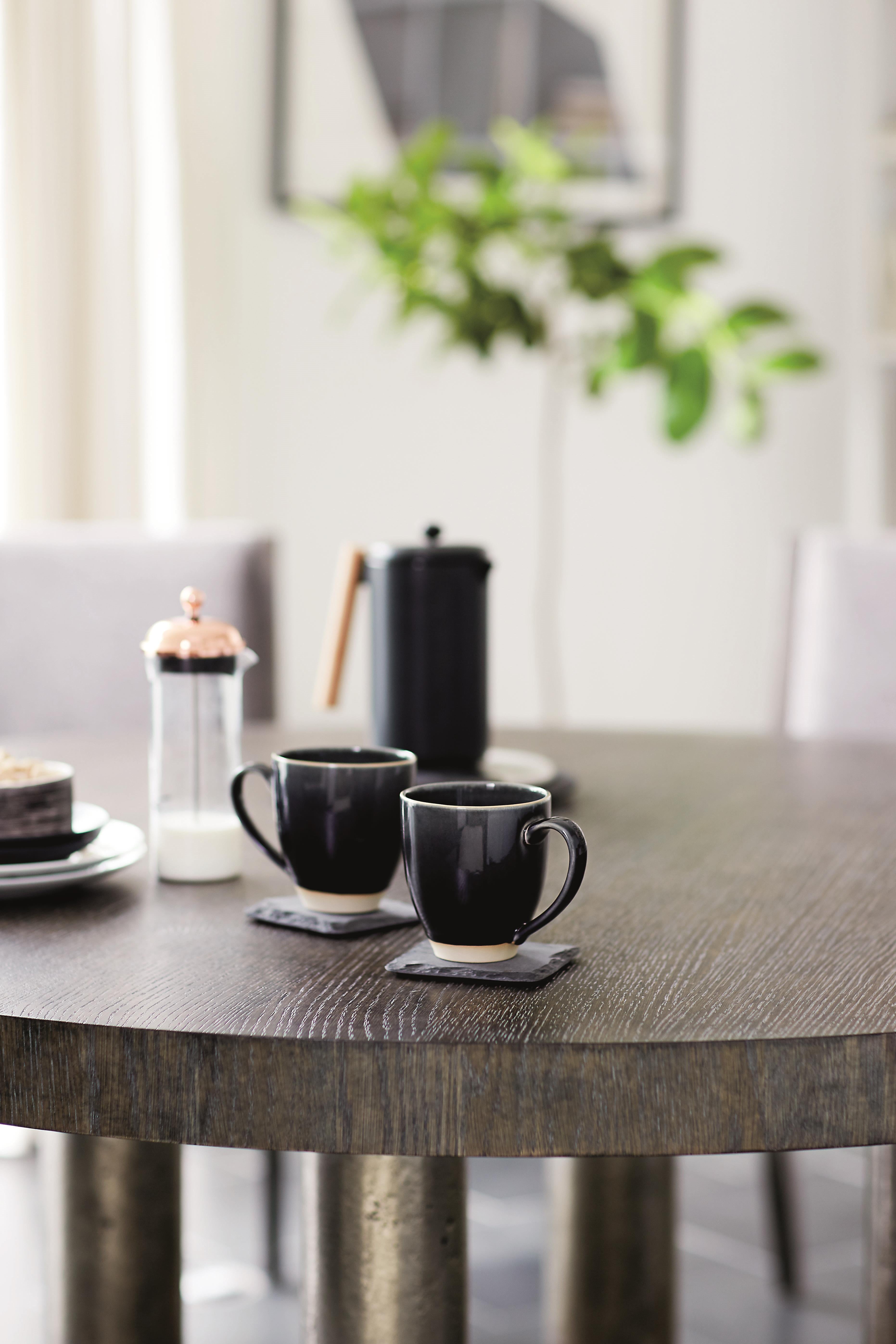 Bernhardt Furniture – Linea Dining Table