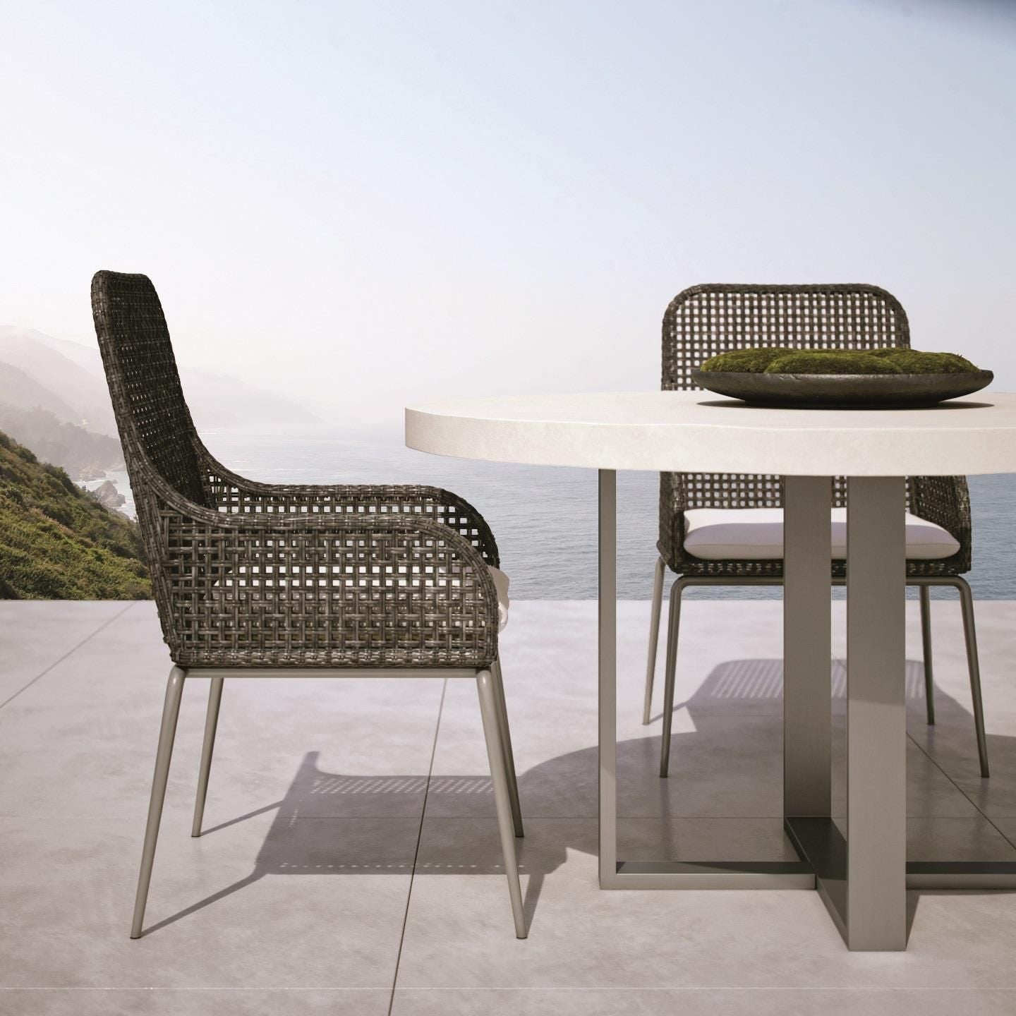 Bernhardt Del Mar Outdoor Dining Table