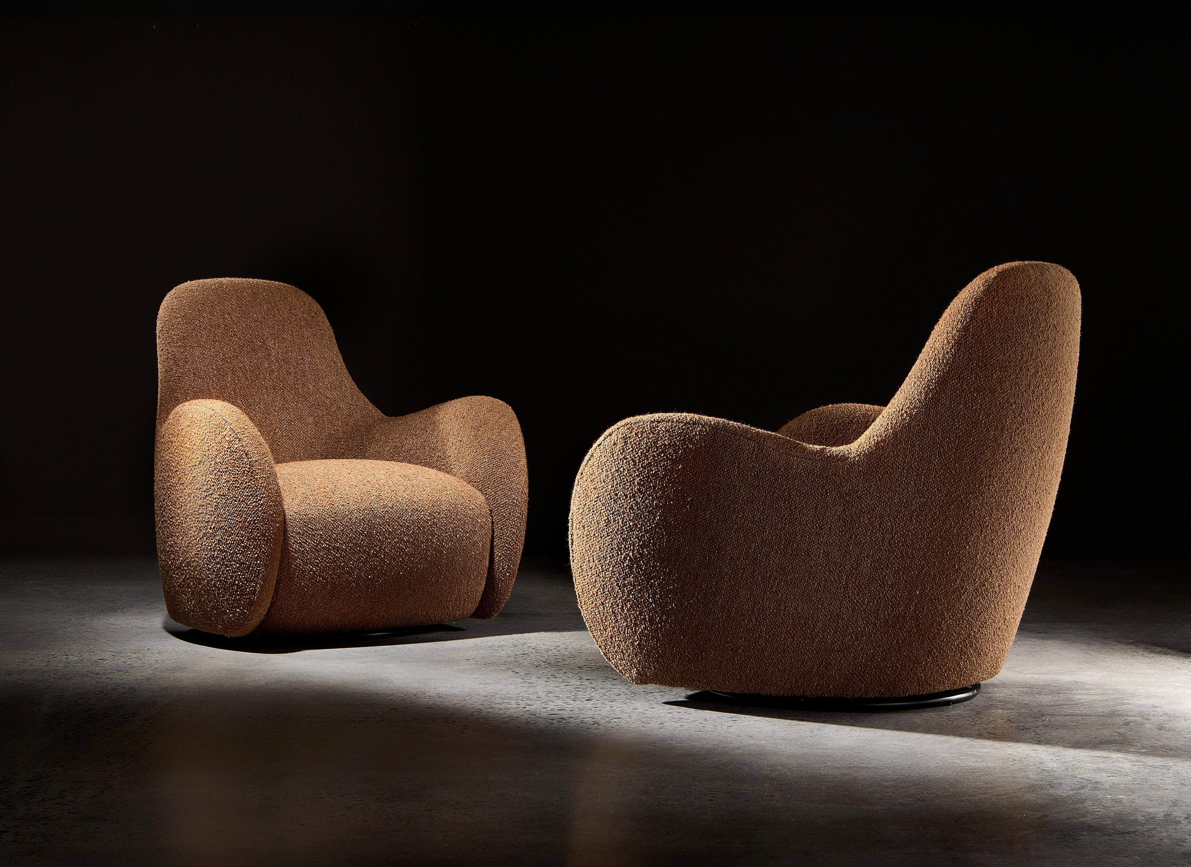 Bernhardt Furniture Tucci Fabric Swivel Chair