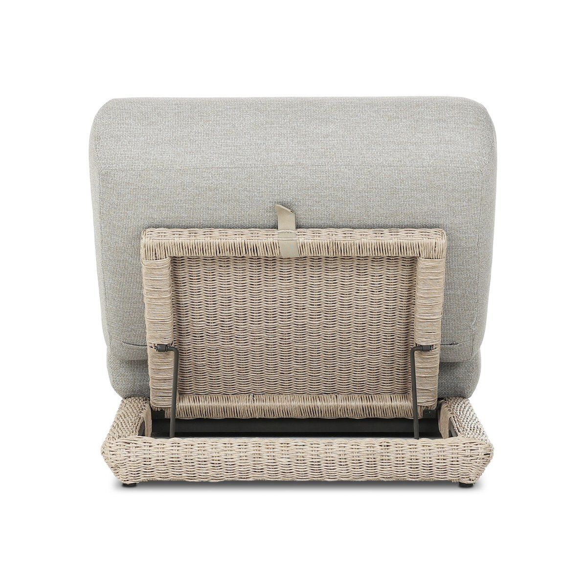 Evander Outdoor Chaise