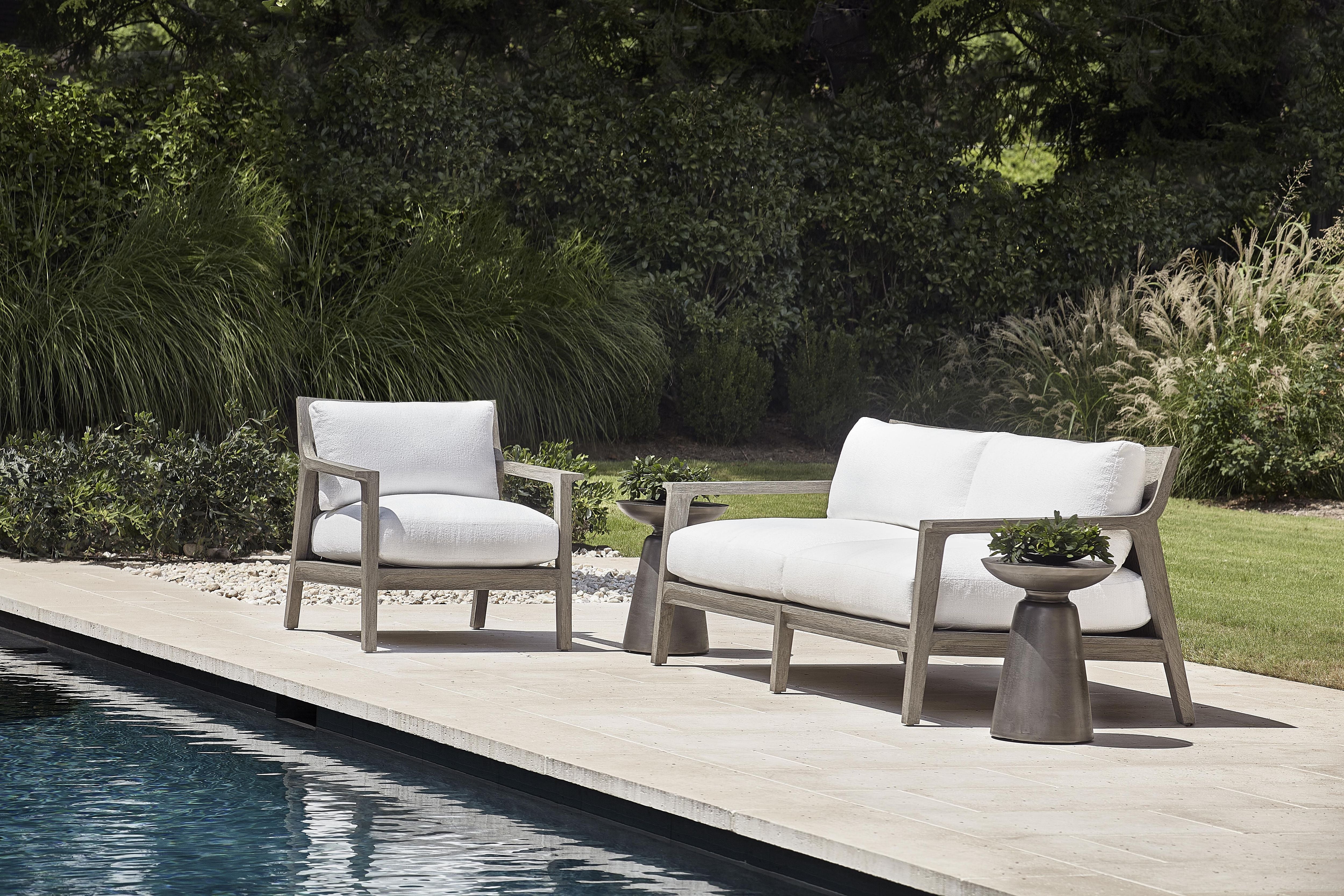 Bernhardt Furniture – Catalan Outdoor Accent Table