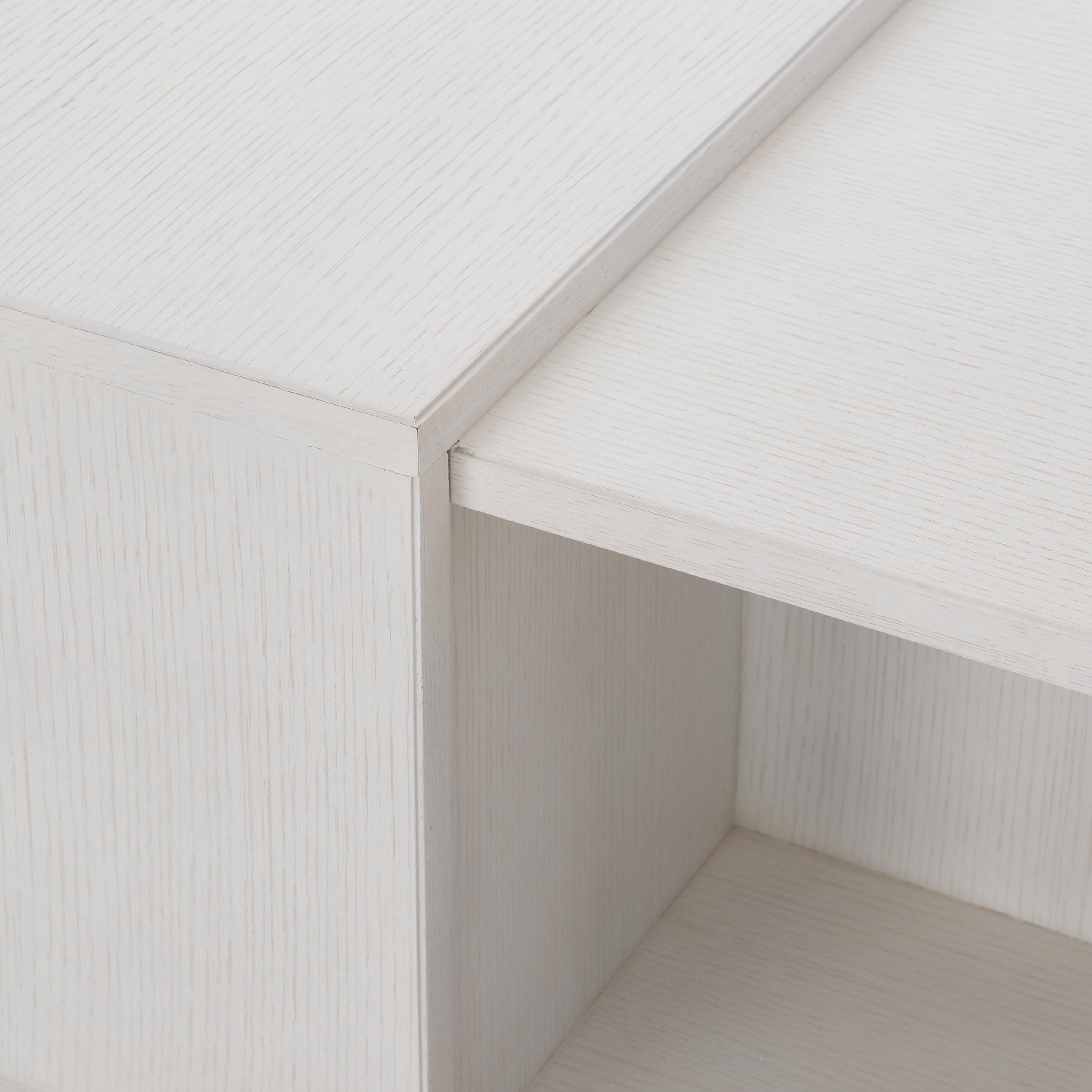 Bernhardt Furniture – Arnette Cocktail Table