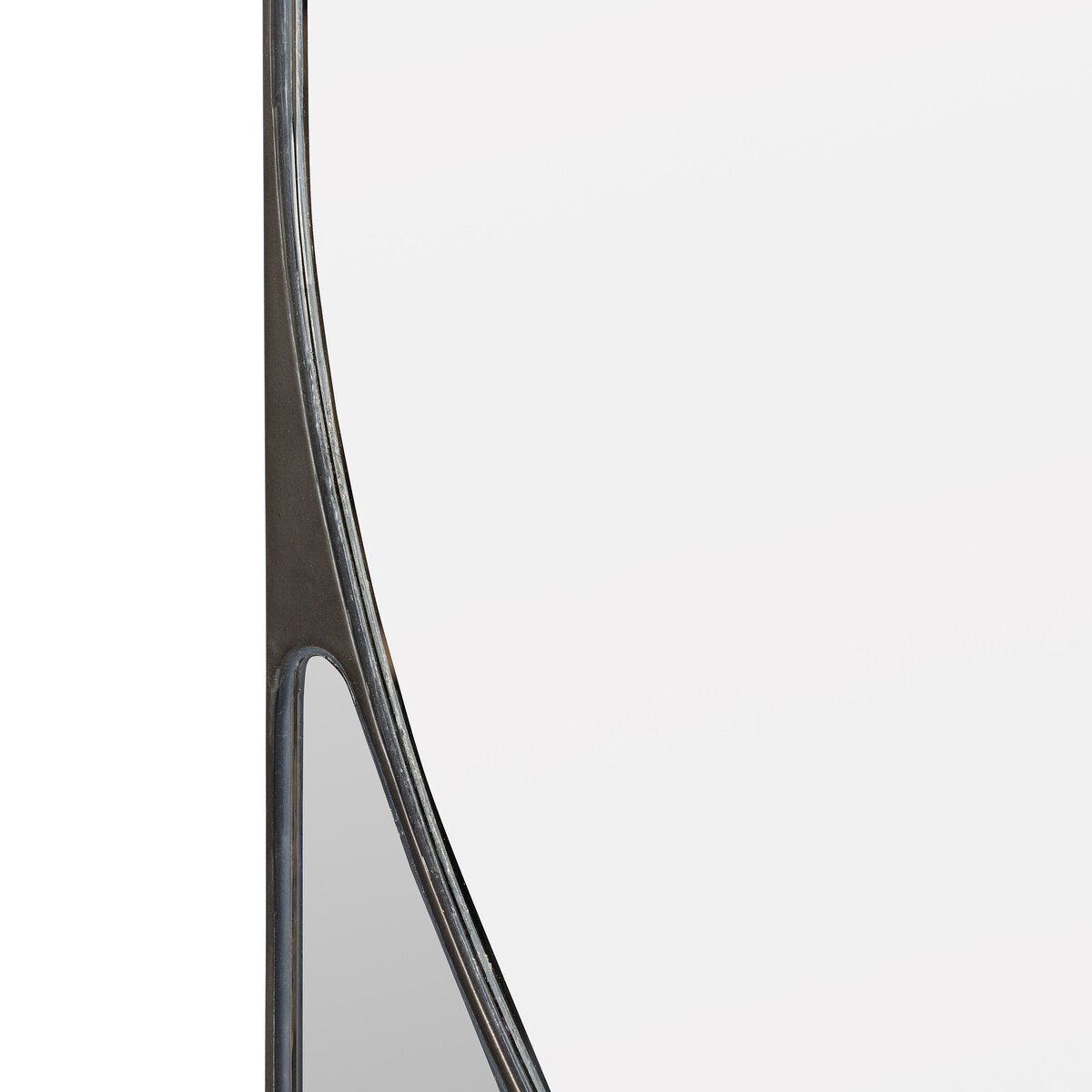 Auryn Mirror