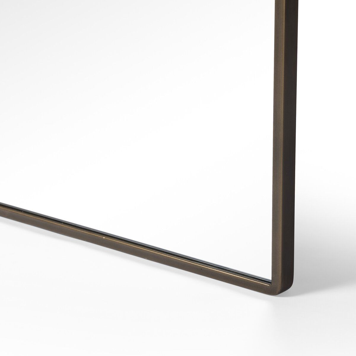 Beau Mirror