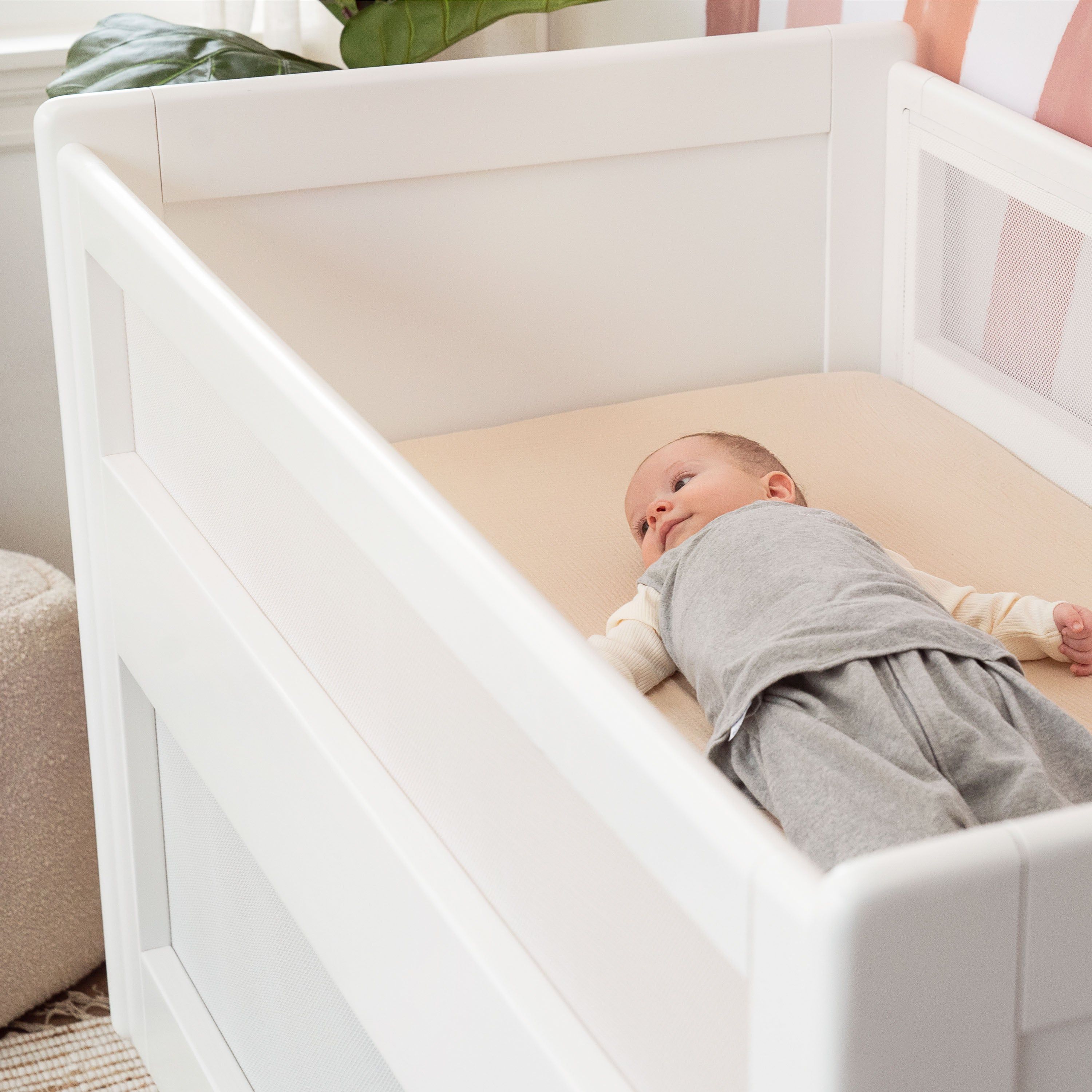 3-in-1 Convertible Full Size Breathable Mesh Crib