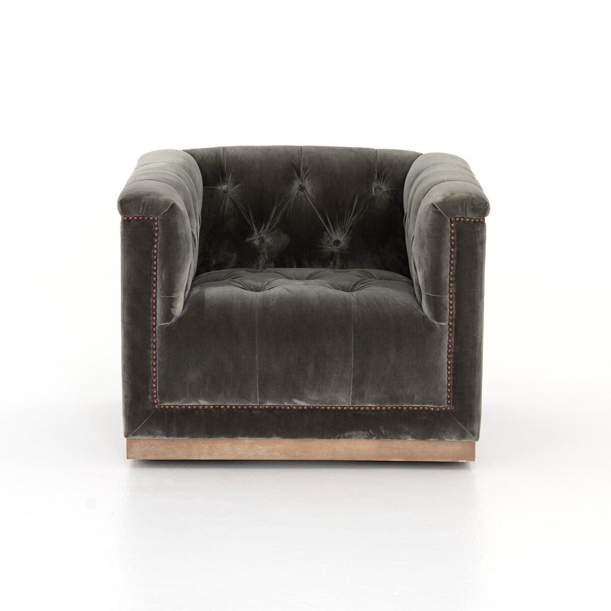 Maxx Swivel Chair