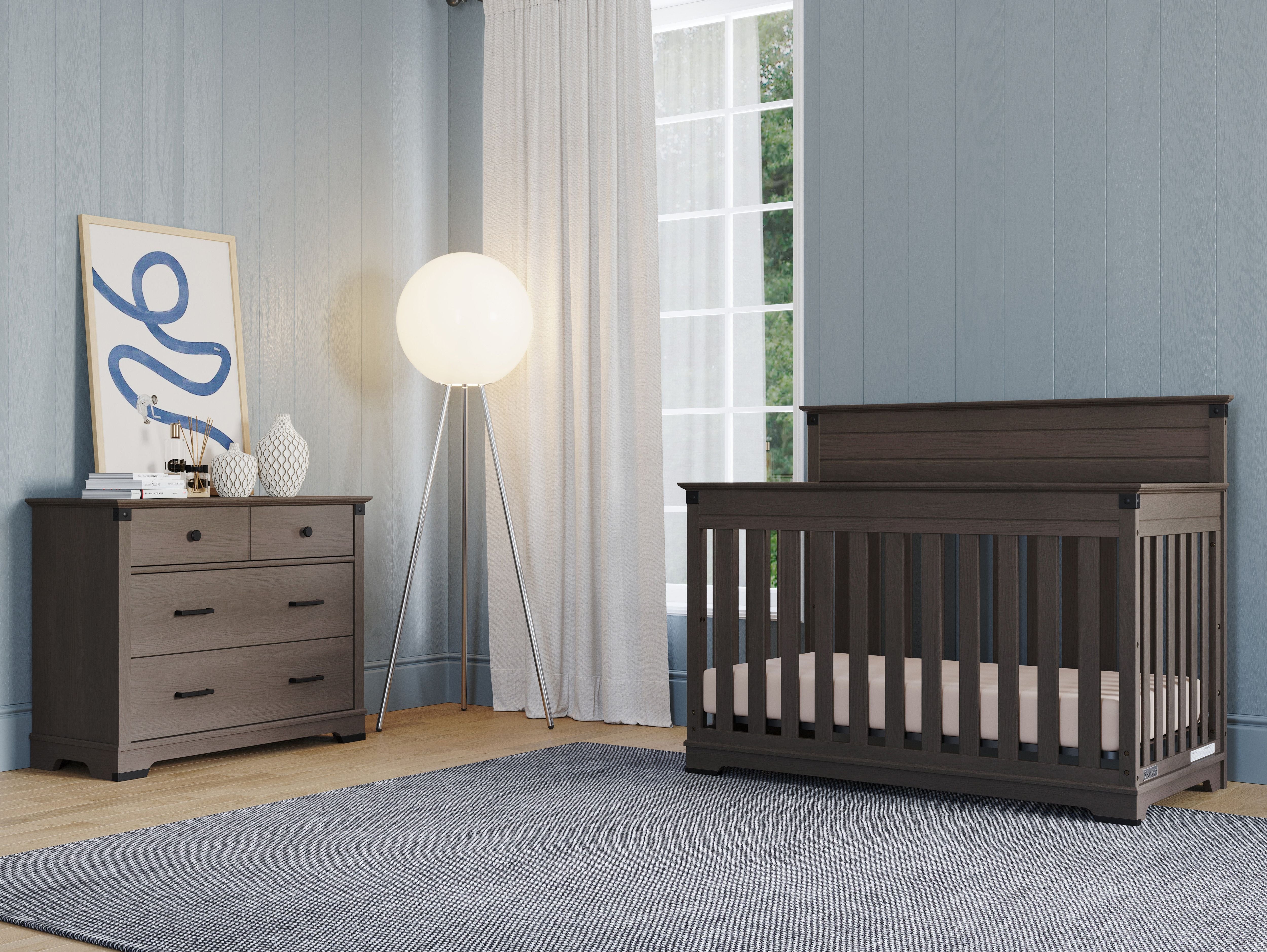 Redmond 3 Drawer Dresser, Dapper Gray