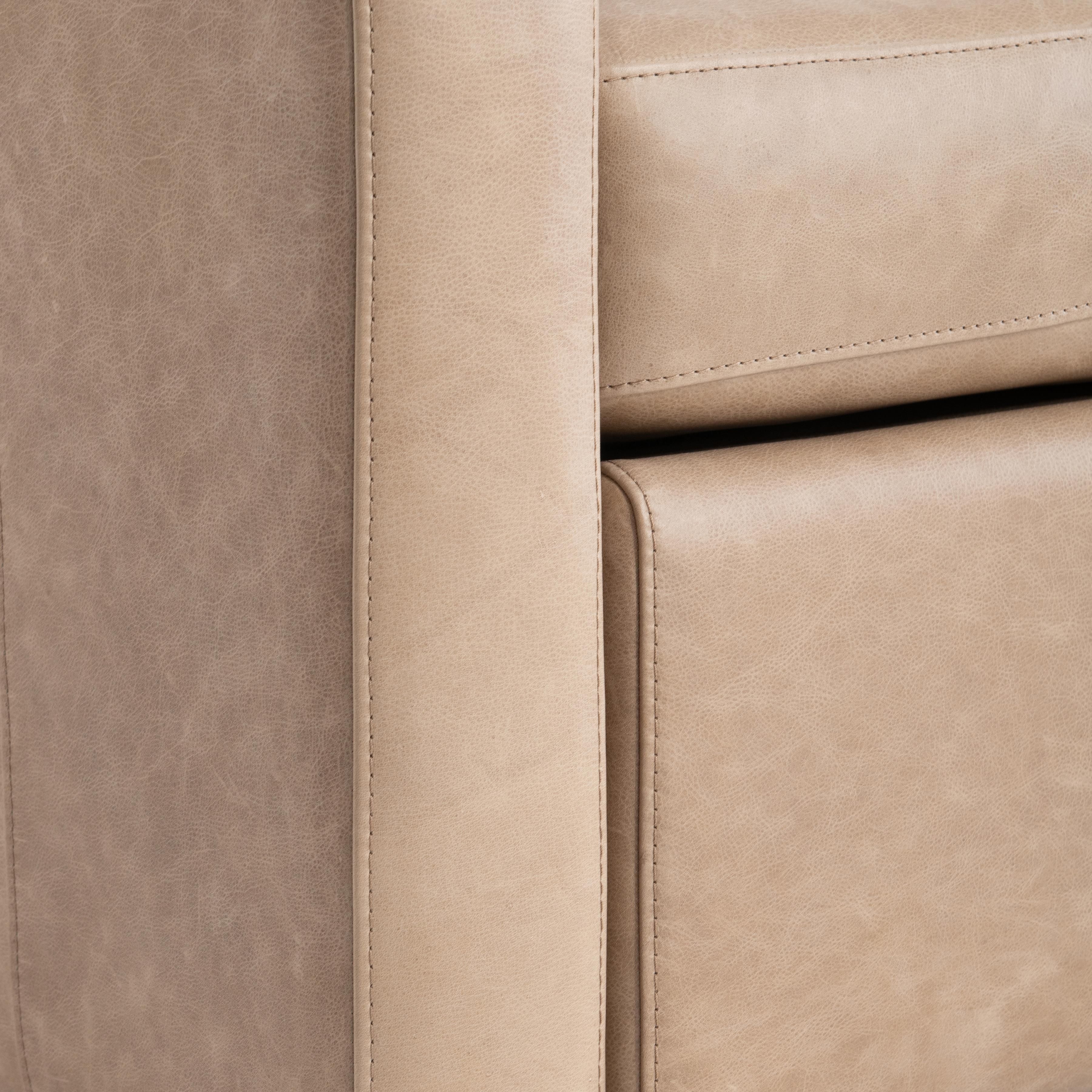 Bernhardt Furniture Ventura Leather Power Motion Chair