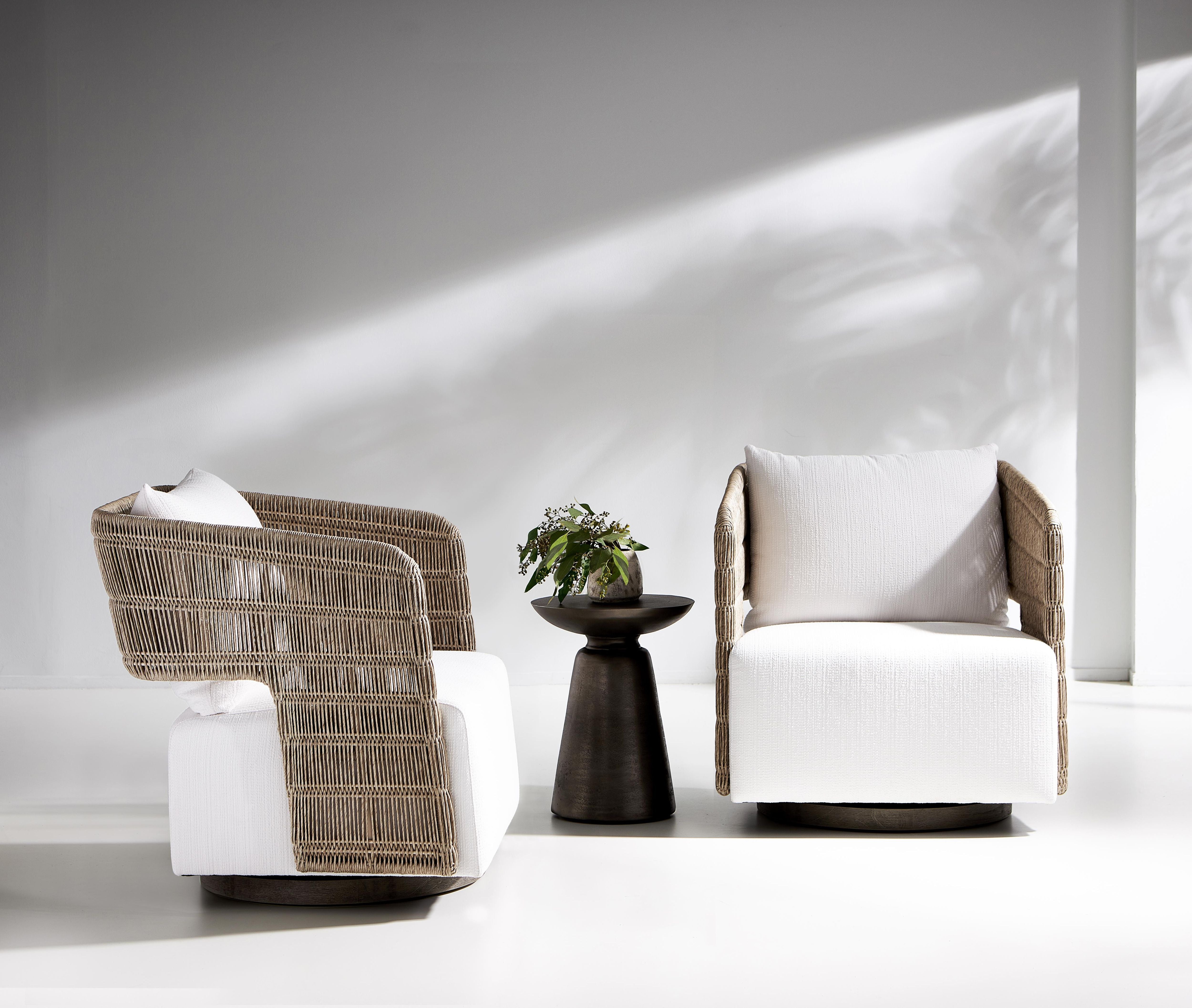 Bernhardt Furniture – Catalan Outdoor Accent Table