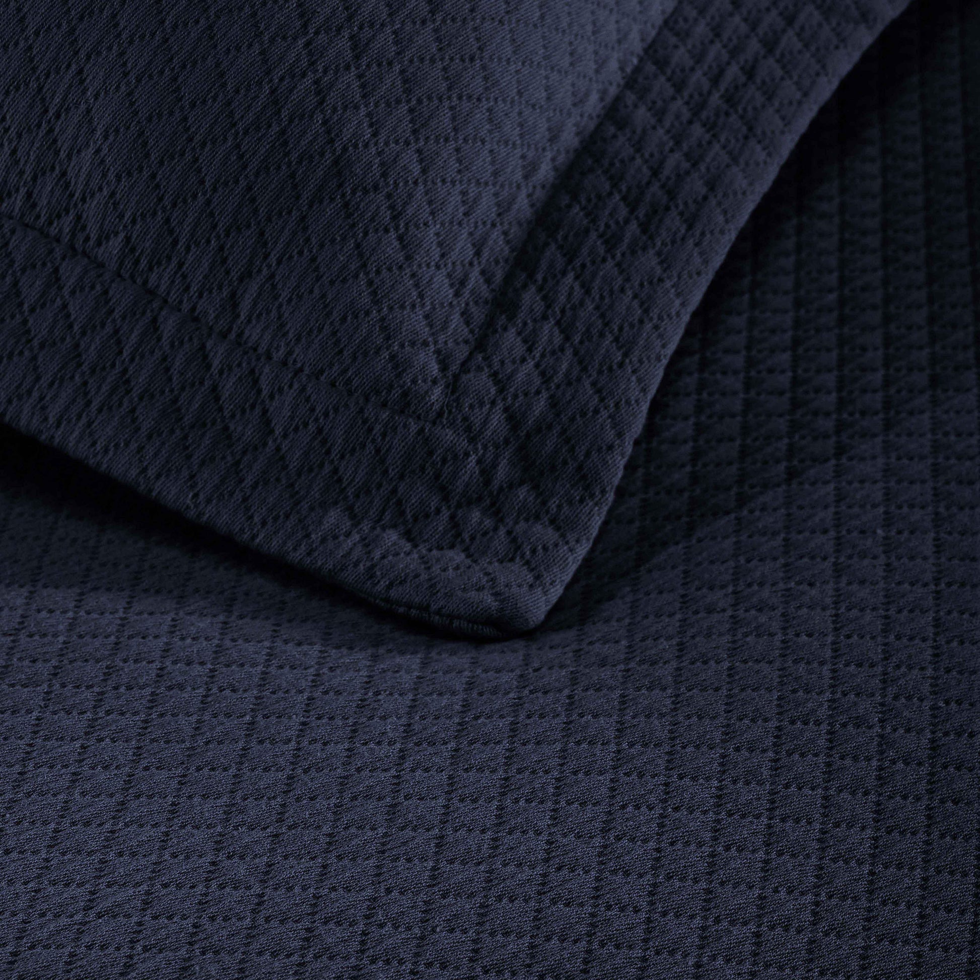 Solitaire Jacquard Matelassé Cotton Diamond Solitaire Bedspread Set - Bedspread by Superior Brand