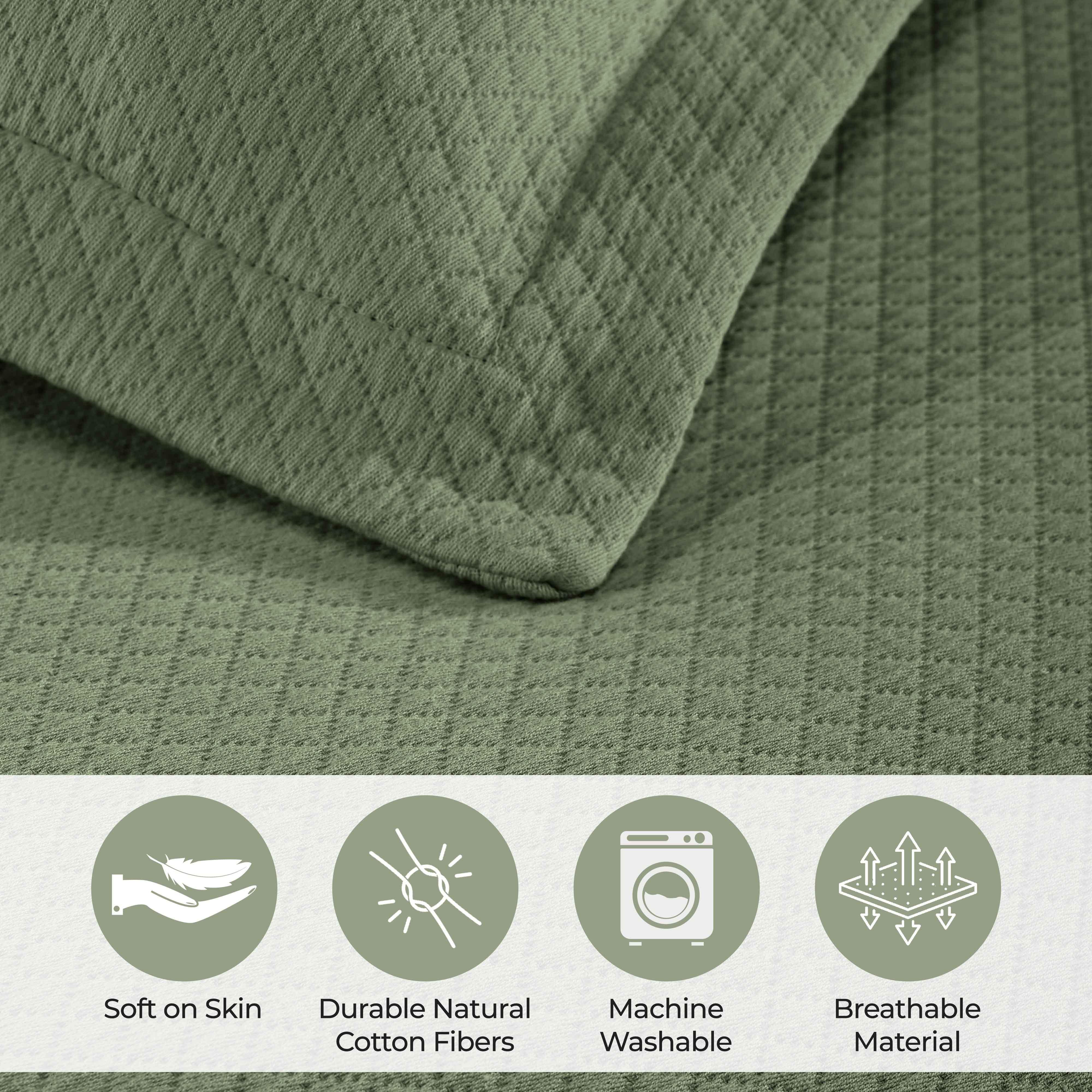 Solitaire Jacquard Matelassé Cotton Diamond Solitaire Bedspread Set - Bedspread by Superior Brand